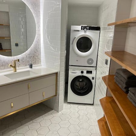 Suite Deluxe Au Carre Cathedrale En Hypercentre Saint Denis Eksteriør bilde